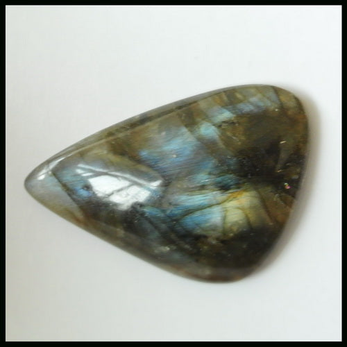 Natural Labradorite Cabochon 37x23x5mm, 7.9g Fashion