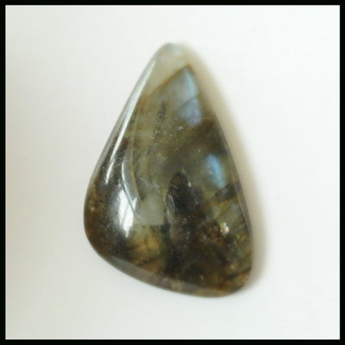 Natural Labradorite Cabochon 37x23x5mm, 7.9g Fashion